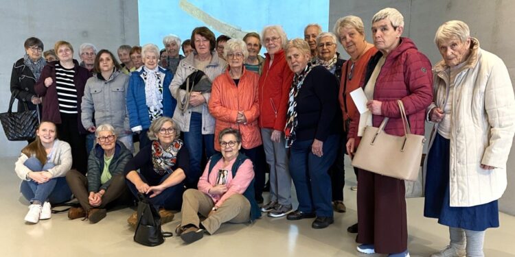 Frühlingsmode & Wunderkammer des Brotes