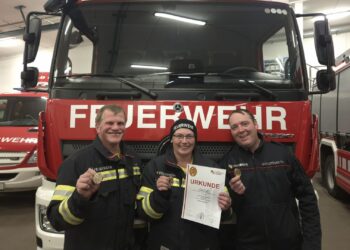 Melanie Ischlstöger – die erste goldene Atemschutzträgerin im Bezirk Gmunden kommt von der Feuerwache Rettenbach-Steinfeld-Hinterstein