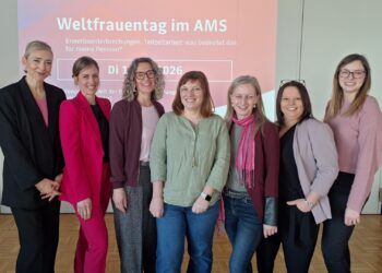 Weltfrauentag im AMS Gmunden – Information, Austausch und starke Netzwerke für Frauen
