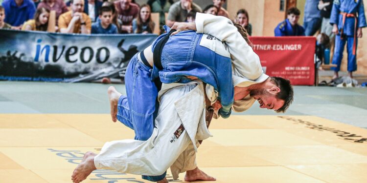 Erster Bundesliga-Saisonsieg und zwei Landesmeistertitel für Judo Kirchham