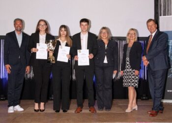 digBiz-Award 2026: Österreichs beste Diplomarbeiten in Digital Business an der Business School Vöcklabruck ausgezeichnet