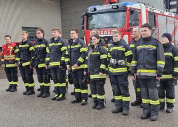 Feuerwehr-Nachwuchs schließt Grundausbildung erfolgreich ab