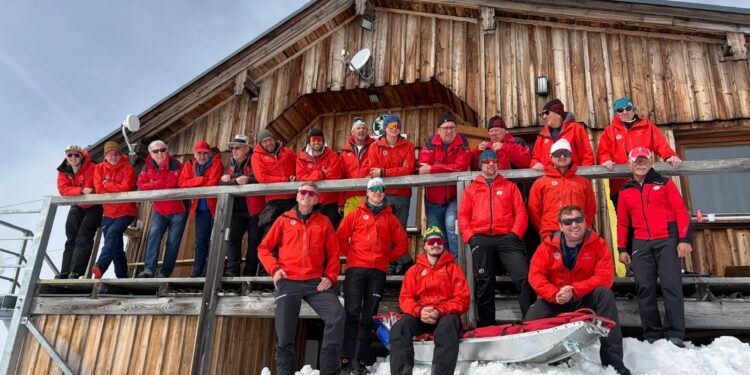 Saisonabschluss inkl. 25 Jahre Bergrettungshütte Krippenstein