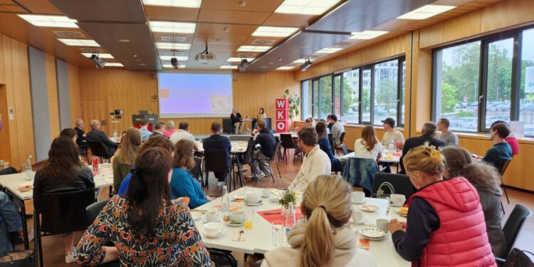 Gemeinsam erfolgreich starten: Jungunternehmer:innen-Frühstück in der WKO Gmunden