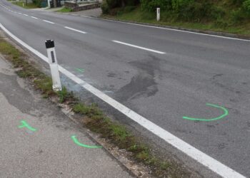 20-jähriger Motorradlenker stirbt bei Unfall in Timelkam