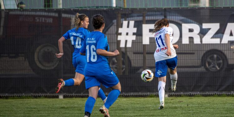 Gmundens Fußballerinnen vor dem Saison-Höhepunkt!