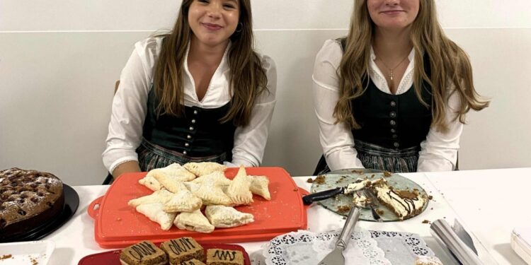 „Bunkö-Samstag“ am Wochenmarkt in Ebensee