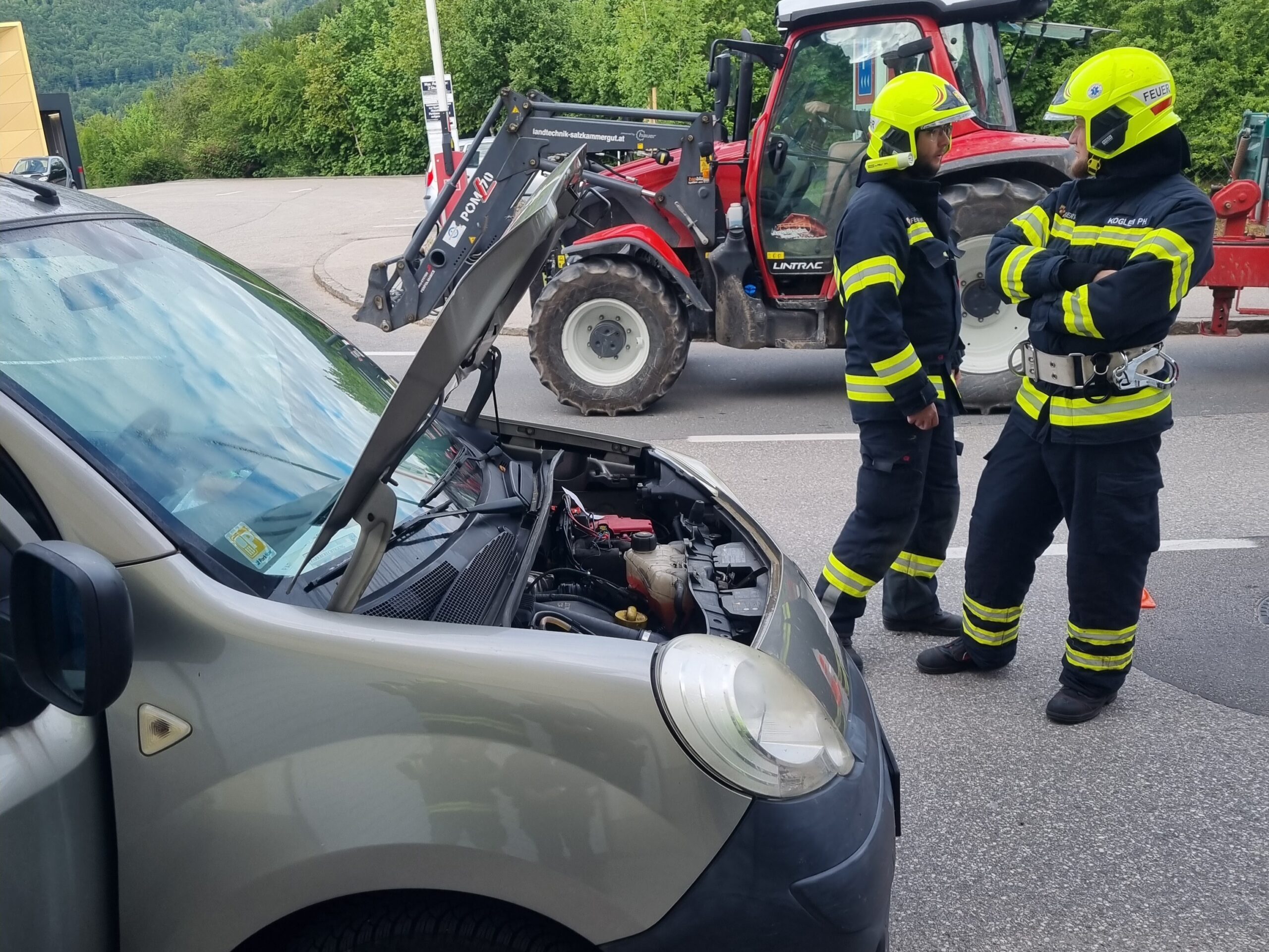 PKW-Brand-in-Bad-Ischl