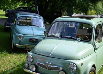 Glänzender Chrom und Kaiserwetter – Historisches Fahrzeugtreffen begeistert tausende Besucher in Altmünster