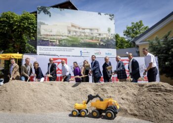 Spatenstich für das Projekt Marienbrücke setzt einen Meilenstein bei der Kinderbetreuung in Gmunden
