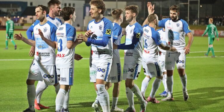 Pokal-Halbfinale gegen Friedburg als Highlight: SV Gmundner Milch steht vor der Meisterschaft