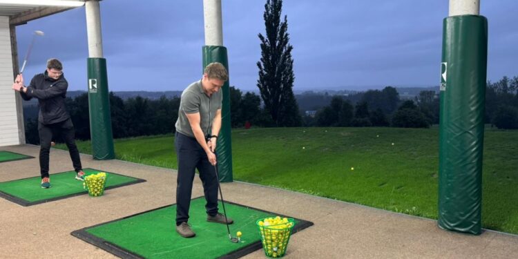 „Golf & Connect“: Abschlag für neue Kontakte