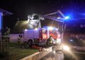 Heftige Unwetter über dem Bezirk Vöcklabruck: Dachstuhlbrand nach Blitzschlag