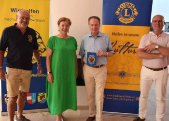 Großzügige Spende von drei Serviceclubs für das Ischler YOUZ