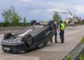 Autoüberschlag auf Westautobahn bei Vorchdorf fordert vier Verletzte