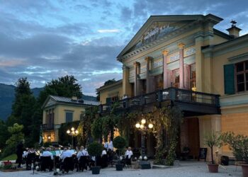 Salinenmusik Bad Ischl lädt zum Kurkonzert in den Kaiserpark