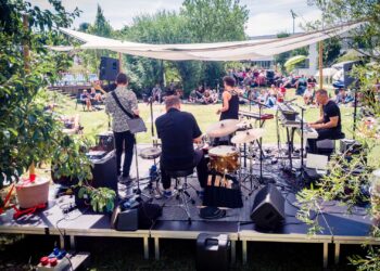 Die Kunst des Zusammenhelfens: OKH Open Air Weekend 2026 lockte über 1.300 Gäste nach Vöcklabruck
