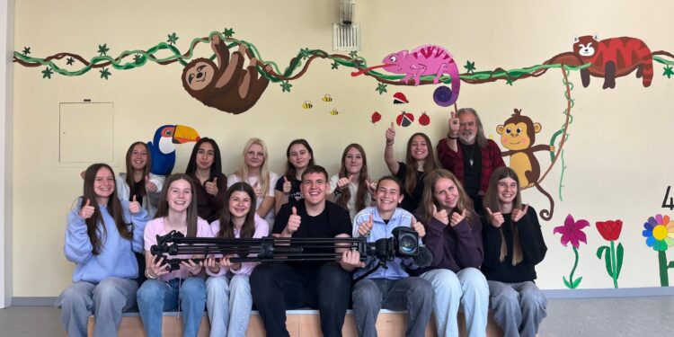 Kurzfilmprojekt der Mittelschule Vöcklamarkt begeistert Publikum