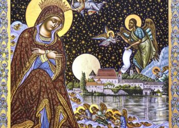 „Jenseits der Zeit“ – Ikonenausstellung von Loukas und Irene Seroglou in der Gmundner Bürgerspitalkirche