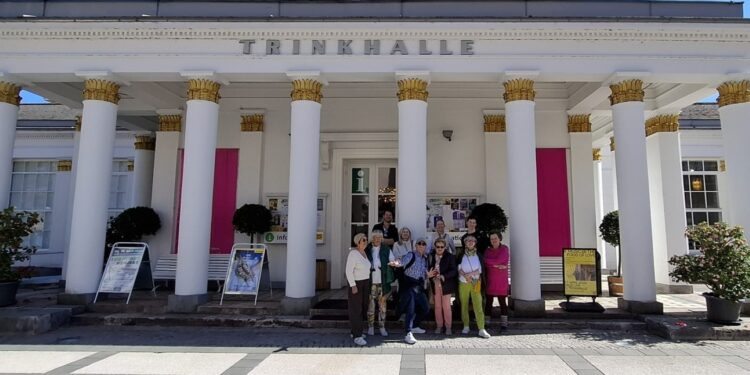 Liebe Grüße aus der Sommerfrische – oder farbenfrohe Grüße aus Bad Ischl