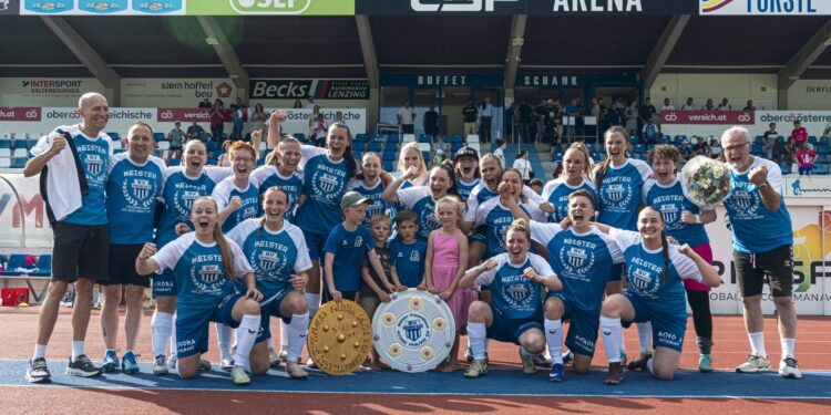 Meisterinnen des SV Gmunden wiederholten auch den Sieg in der „Fair-Play-Wertung!“