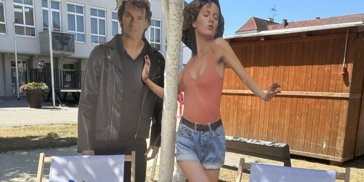 SOMMERKINO AM RATHAUSPLATZ – DIRTY DANCING