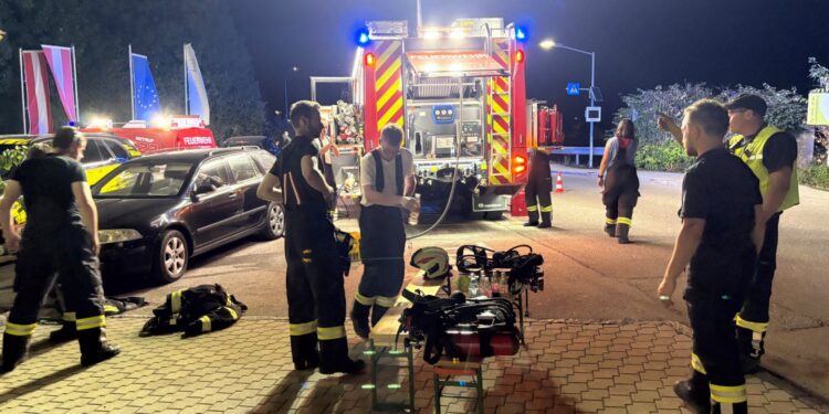 Doppeleinsatz am Samstagabend forderte die Feuerwehr Altmünster