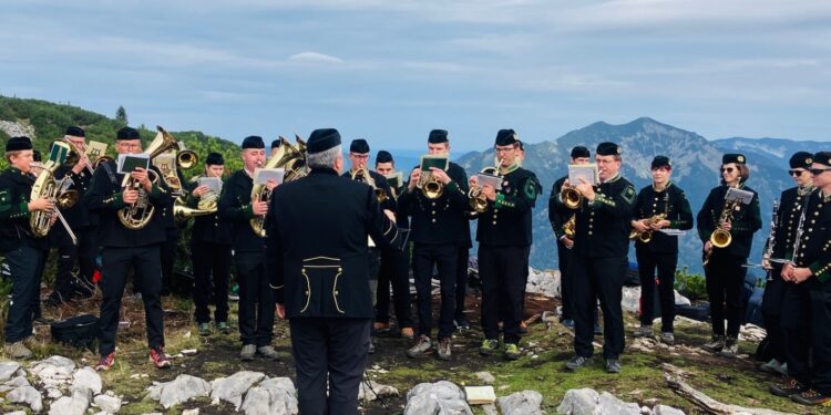 Salinenmusik Bad Ischl konzertierte auf der Katrin