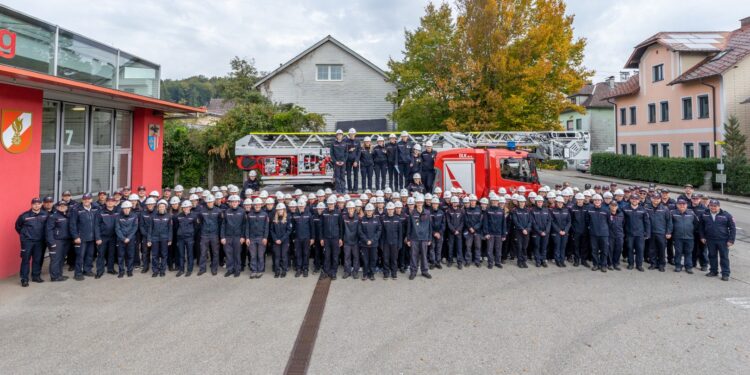 108 Jugendfeuerwehrmitglieder meistern die Feuerwehrjugendleistungsprüfung in Gold