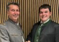 Bürgermeisterwechsel in Atzbach: Berthold Reiter übergibt an Robert Eder
