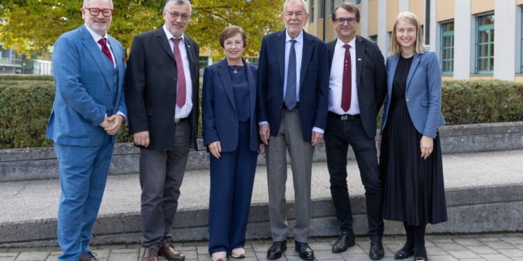 Bundespräsident an der Berufsschule Gmunden