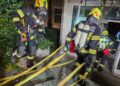 Löschangriff in Abbruchhaus trainiert