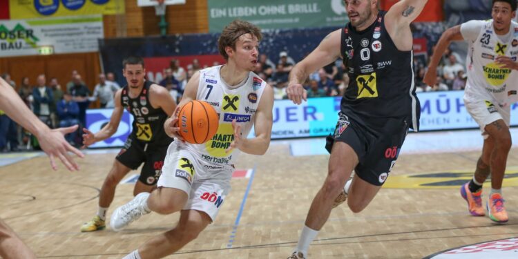Swans gewinnen Herzschlagfinale gegen Flyers Wels